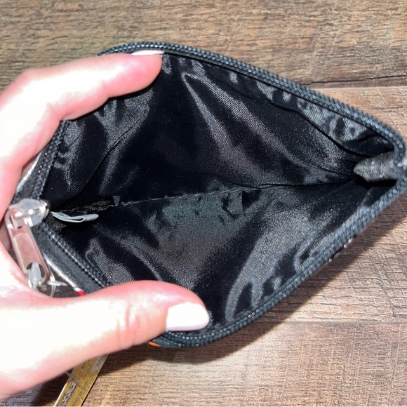 Mickey Mouse & Friends Pencil Case - Picture 9 of 12